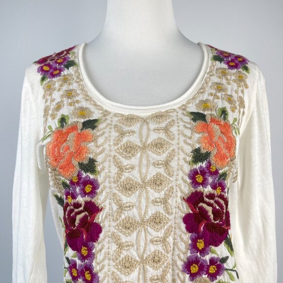 NWOT Johnny Was Embroidered Floral Long Sleeves Tee T-Shirt Size S White - Picture 3 of 12